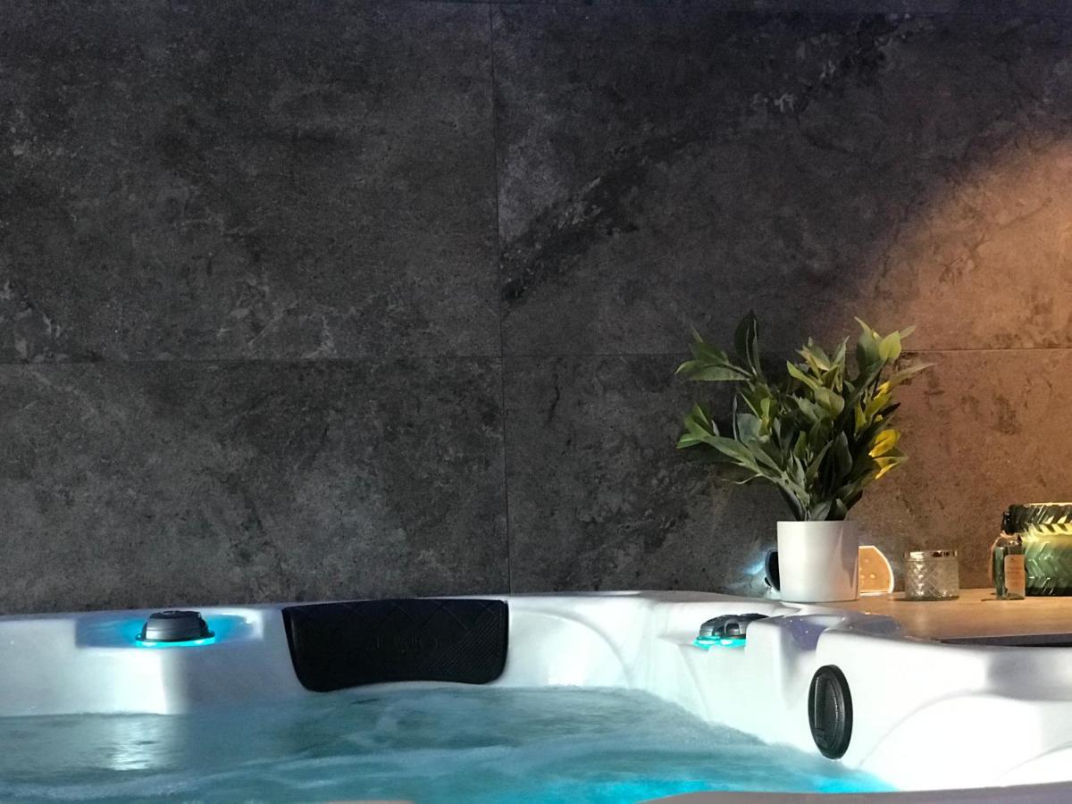 L'Odyssee Spa Seclin Exteriér fotografie